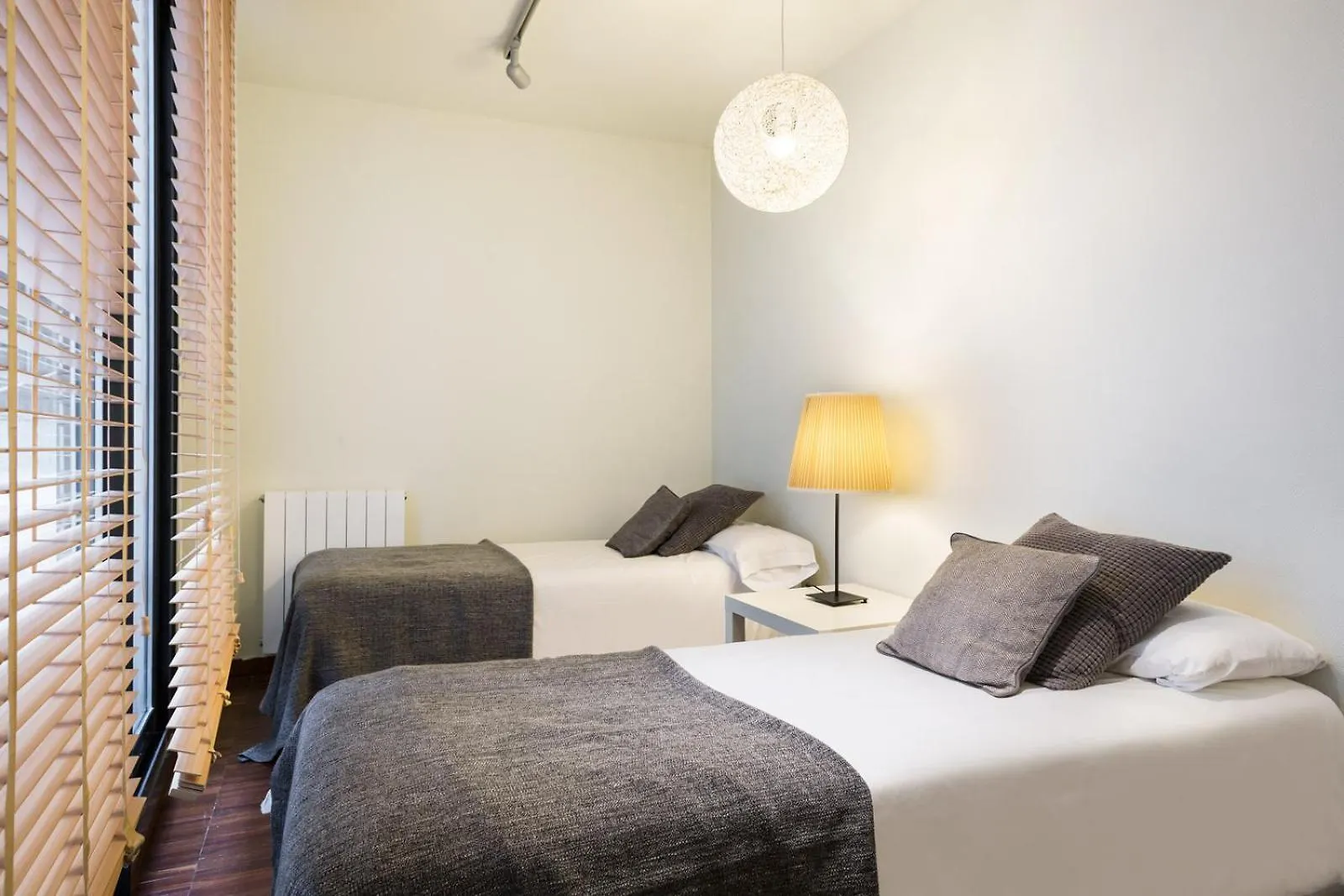 My Space Emirates - Modern Duplex With Private Garden And Swimming Pool Barcelona 0*,  Spain